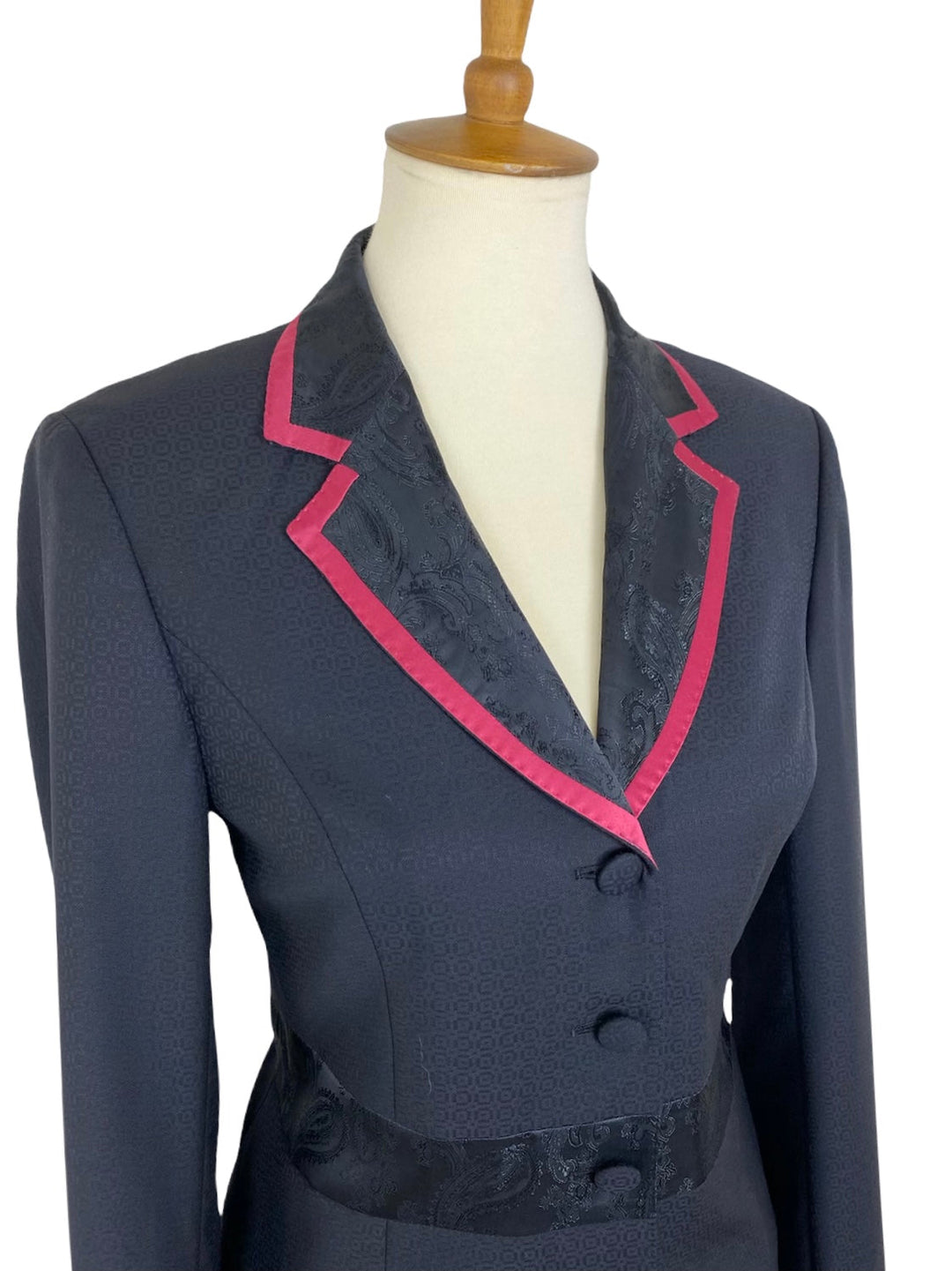 Black & Raspberry Showmanship Suit (Size 4) - Ref. 102