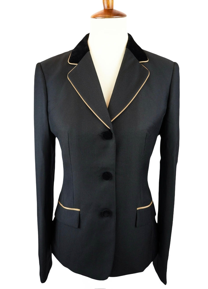 The Addison Show Coat (Size 12) - Ref. 214