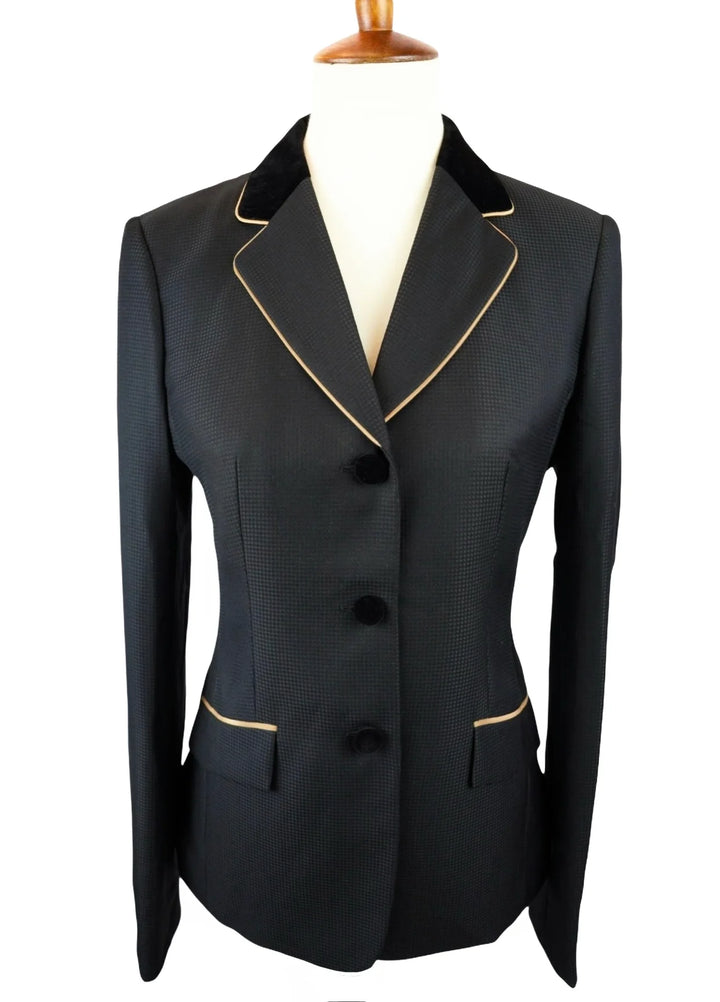 The Addison Show Coat (Size 16) - Ref. 215