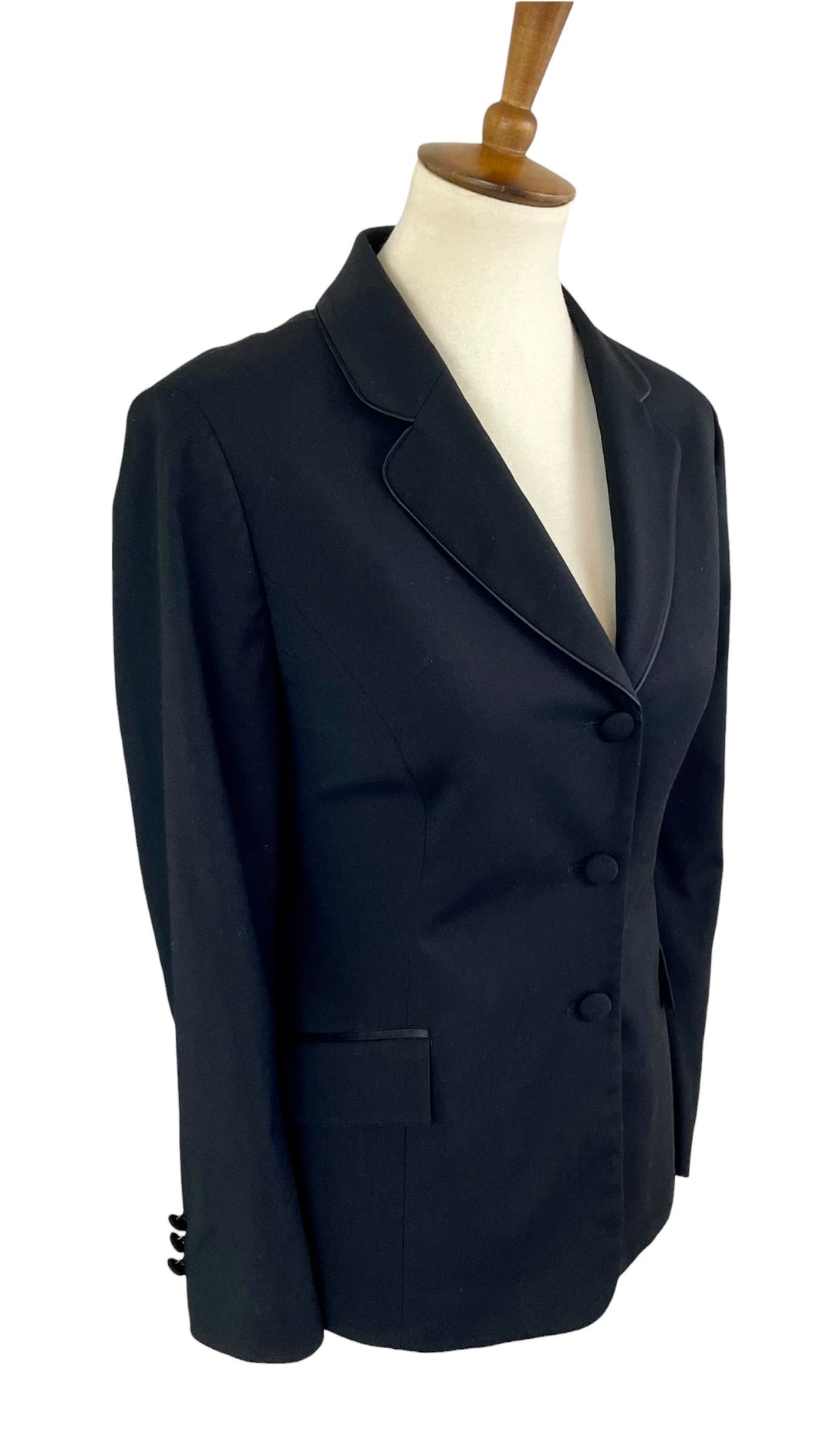 Black Hunt Coat (10/12 Short)