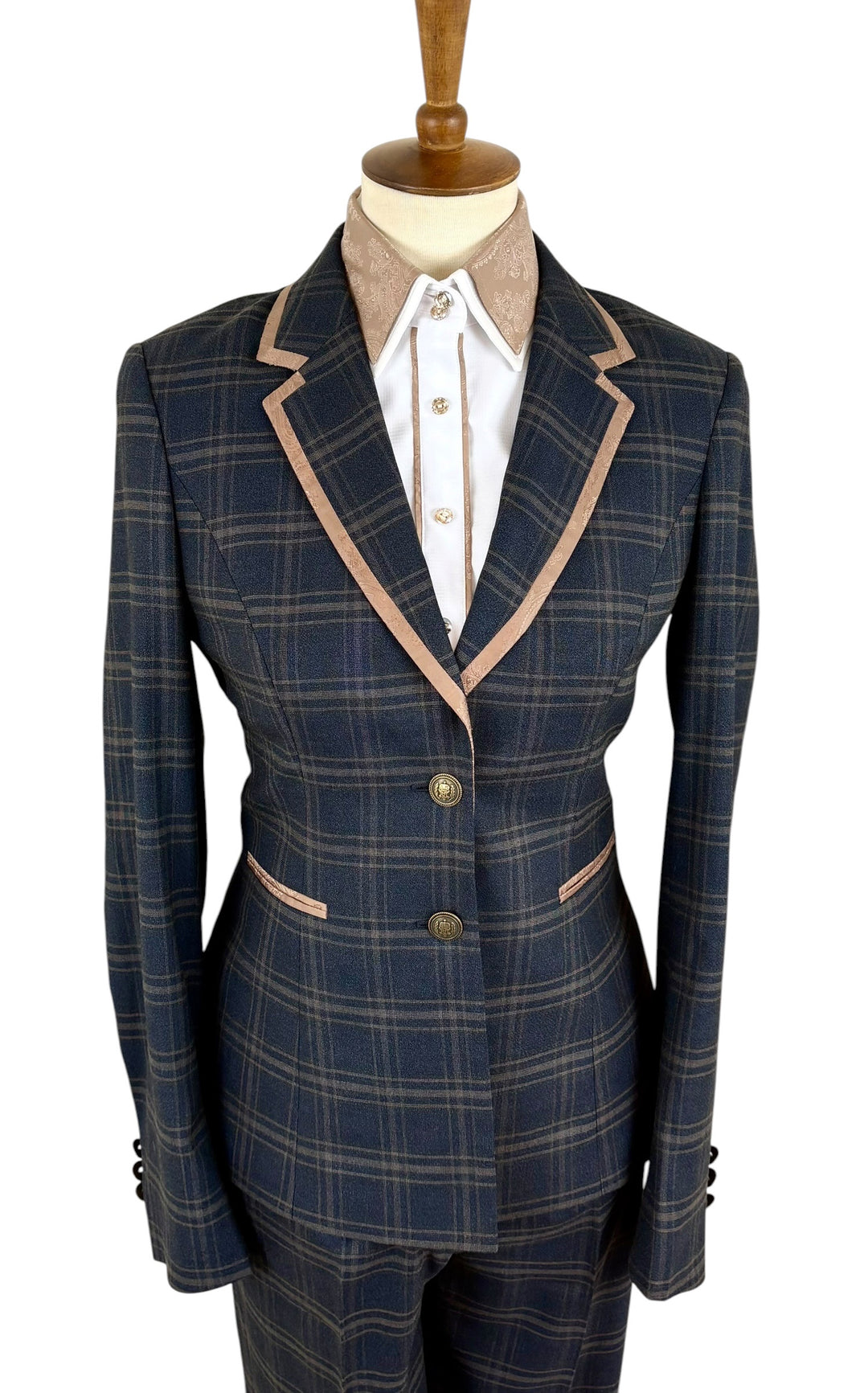 The Alexandra Showmanship Suit