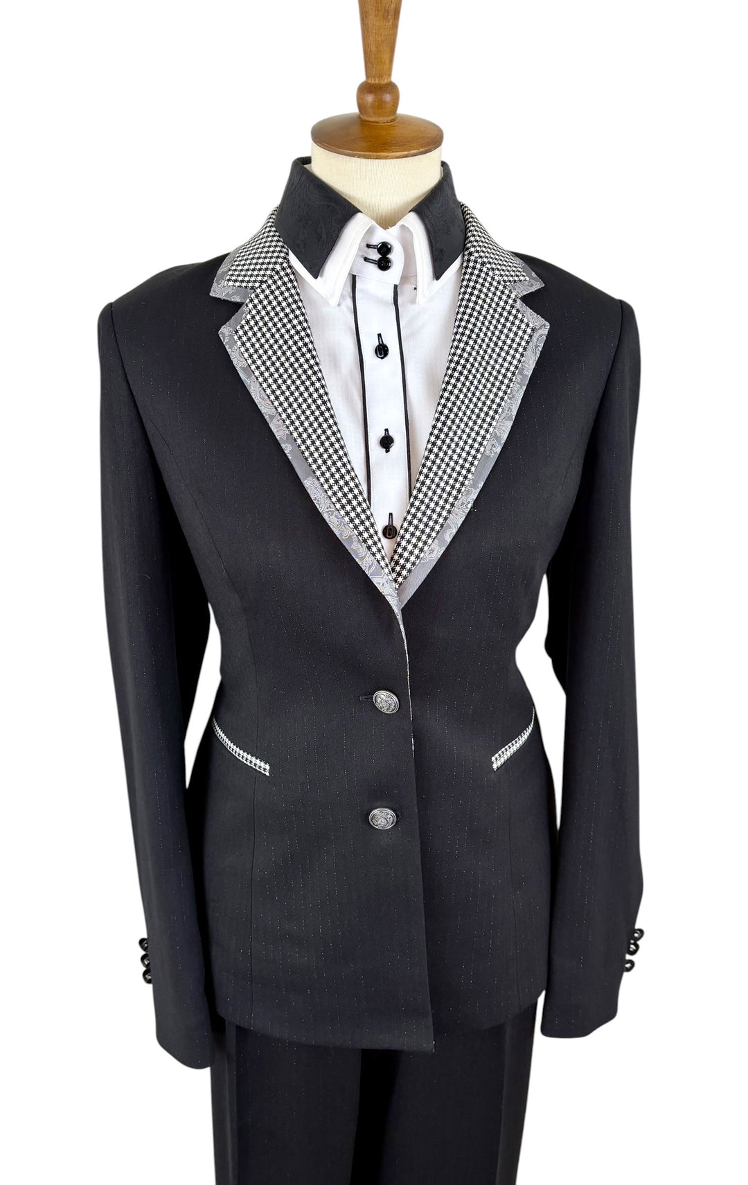 The Blythe Showmanship Suit