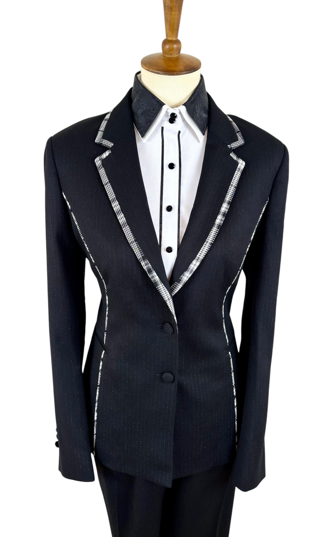 The Wendy Showmanship Suit