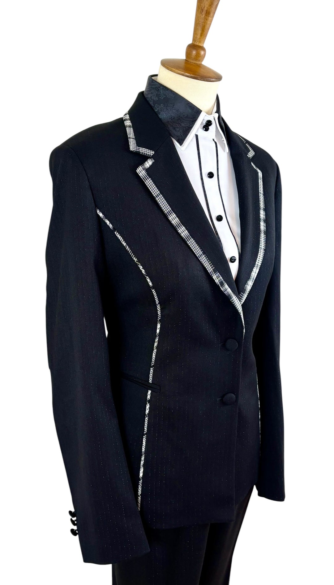 The Wendy Showmanship Suit