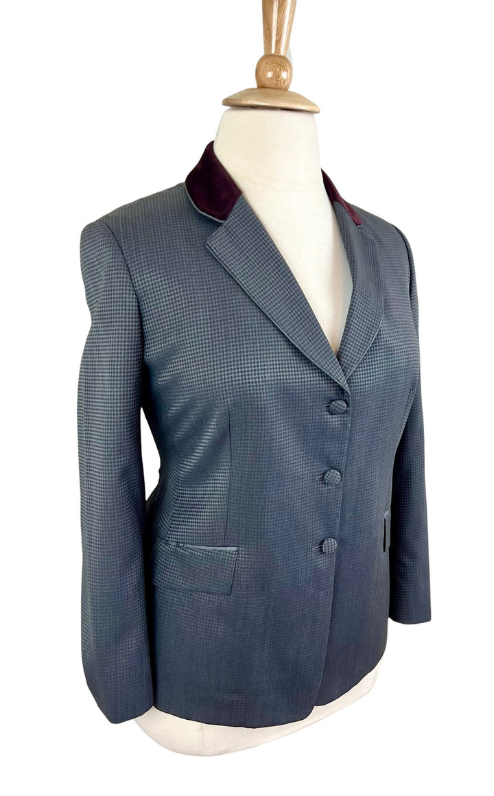 Gray w/ Plum Hunt Coat (Size 18) - Ref. 272