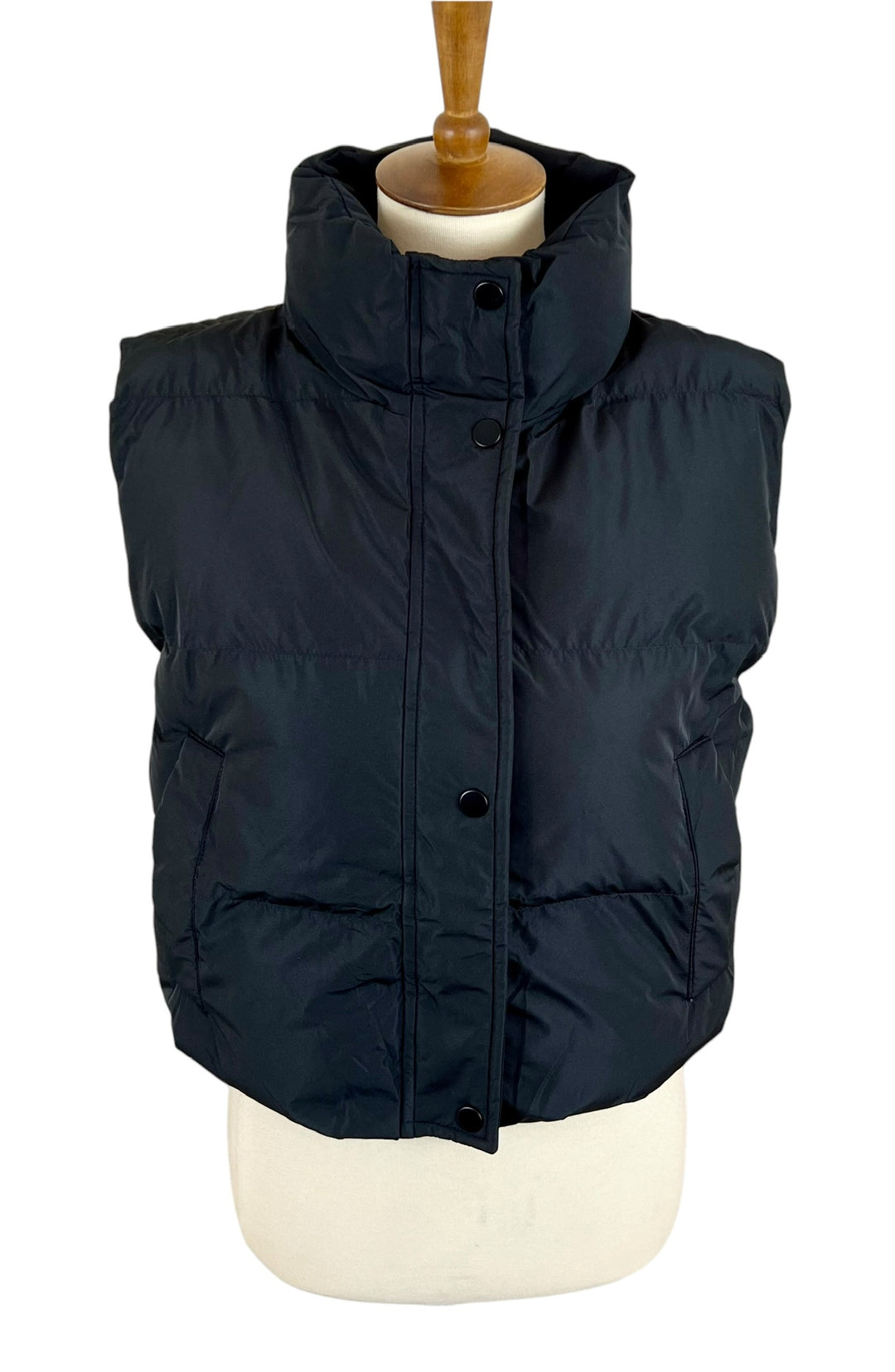 CCB Cropped Vest (Black)