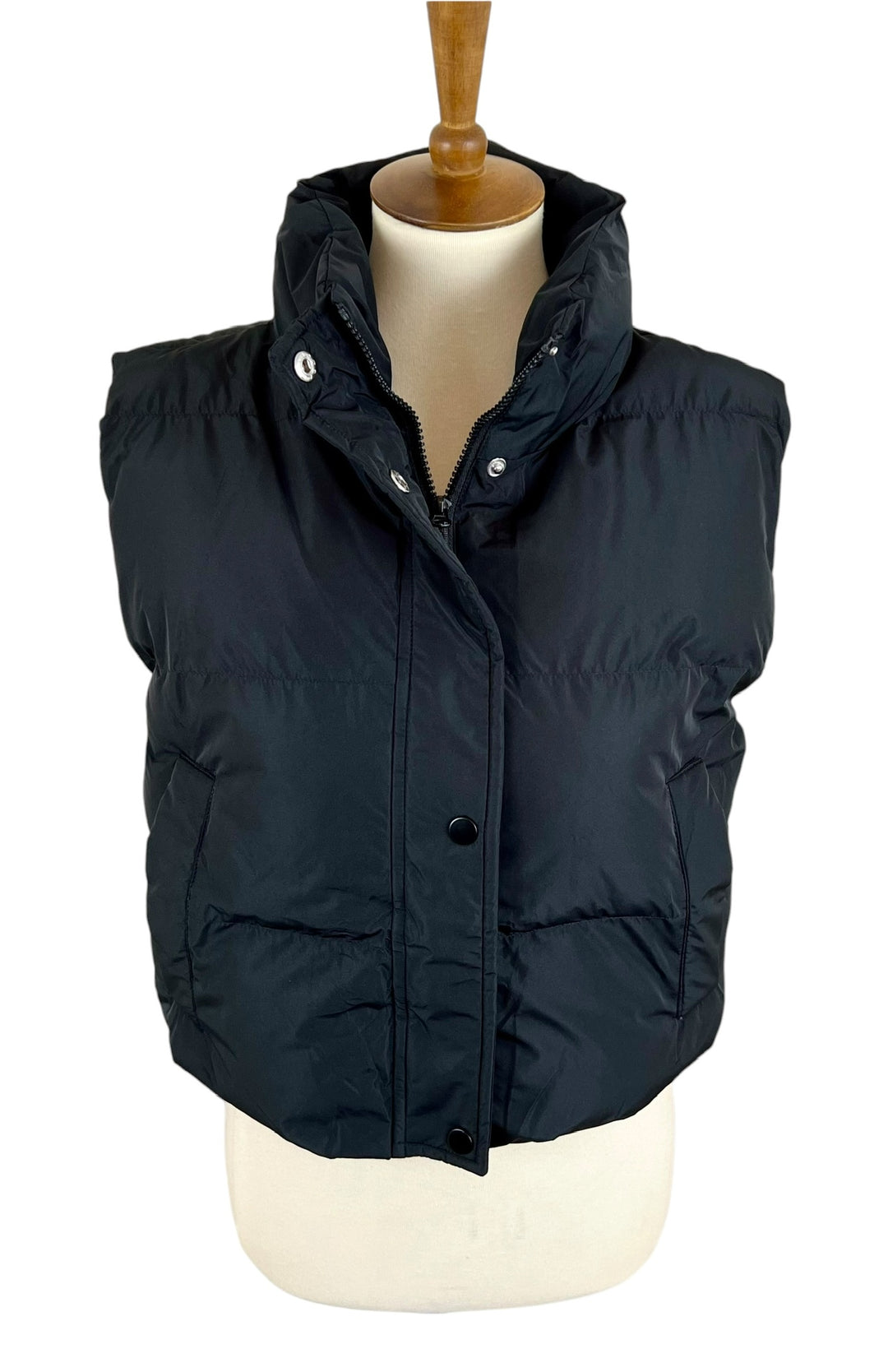 CCB Cropped Vest (Black)
