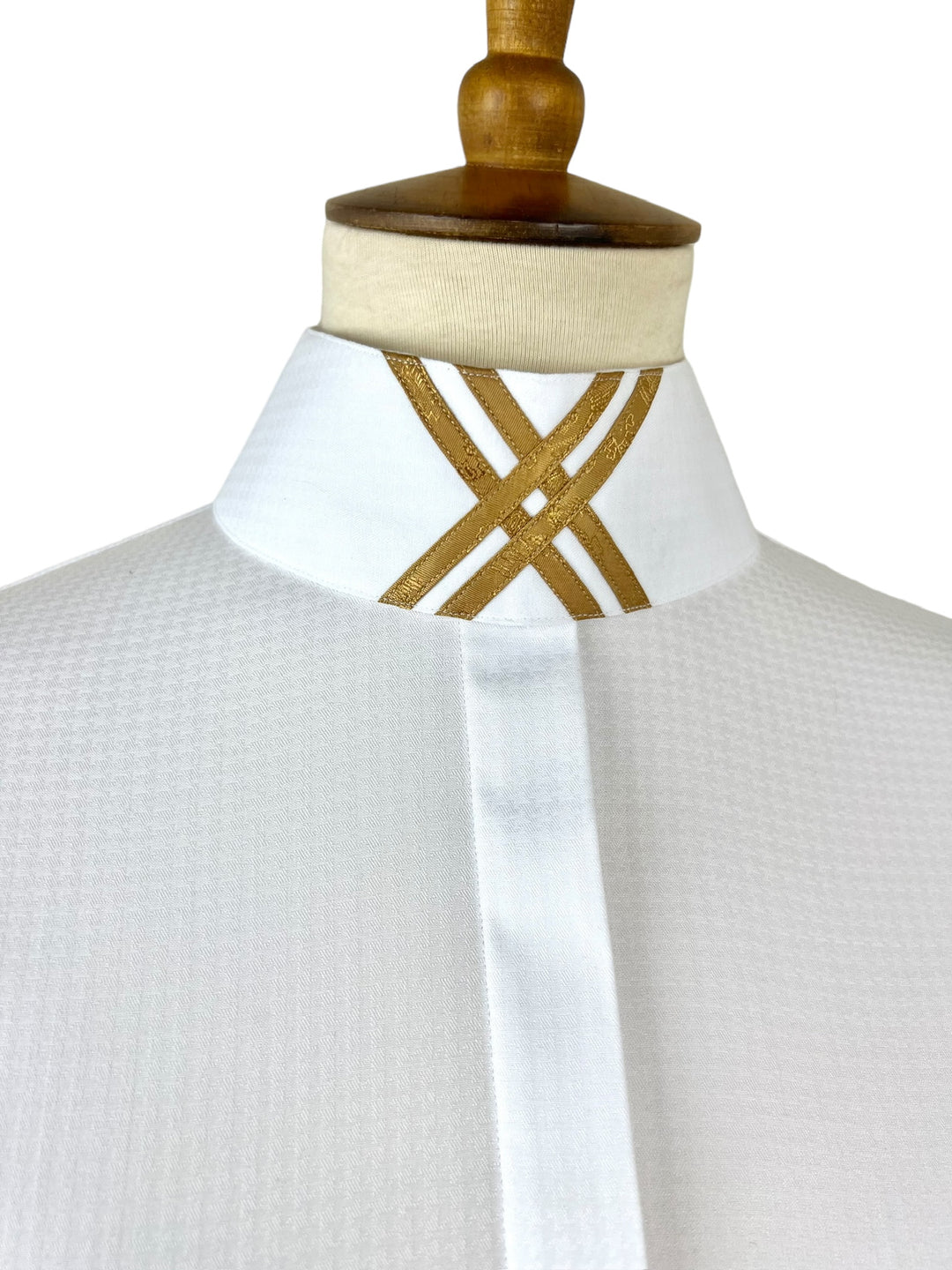 White Hunt Shirt with Gold Paisley Accents (3 collars)