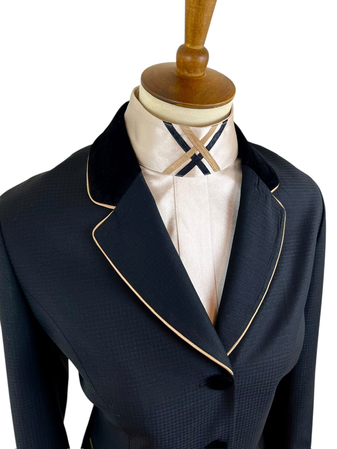 The Addison Show Coat (Size 10) - Ref. 242