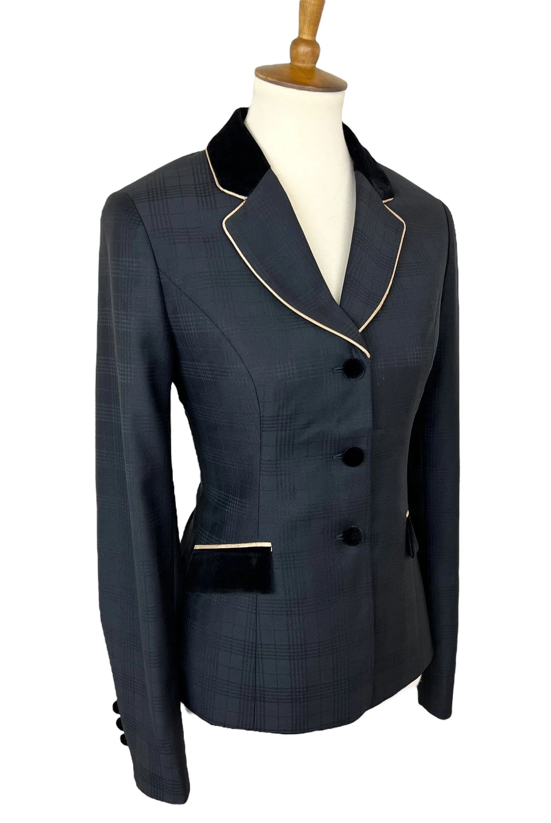 The Mikayla Hunt Coat (Size 6) - Ref. 236