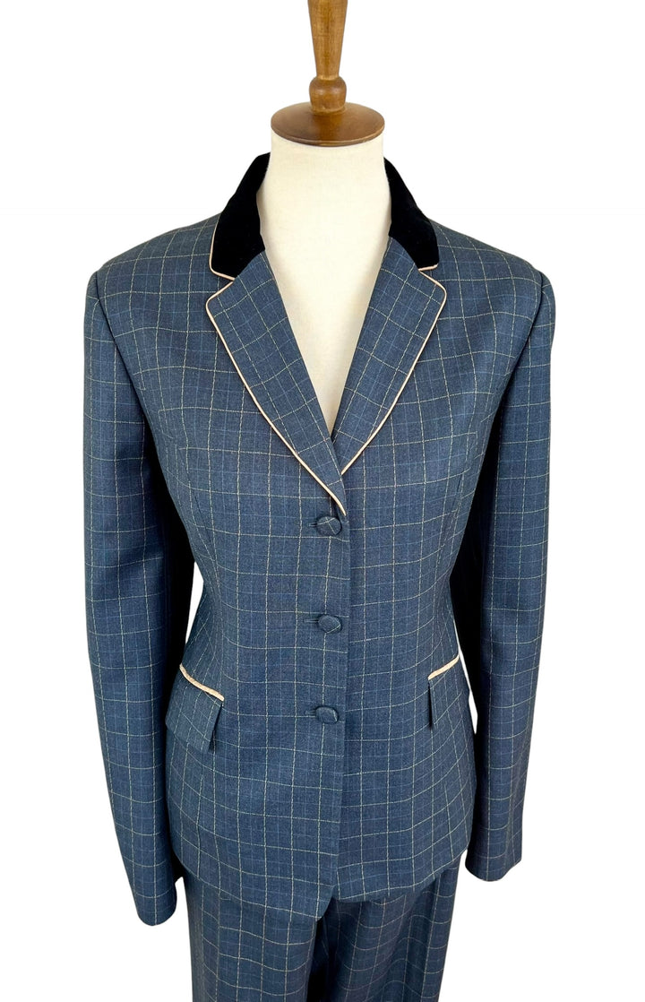 The Kara All-Day Suit (Size 12) - Ref. 219