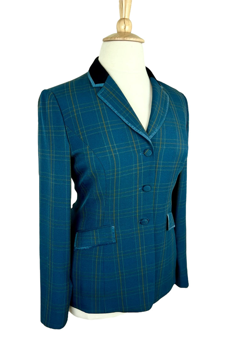 The Daphne Hunt Coat (Size 12) - Ref. 167