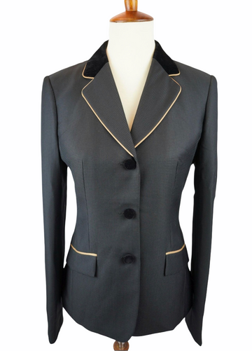 Hunt Coats – Custom Collars Boutique